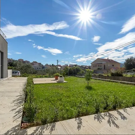 아파트 Casa Ilena Trogir-seget 브랜지카