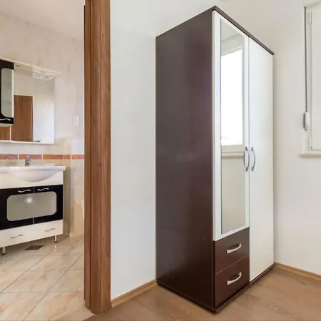 Casa Ilena Trogir-seget Apartment