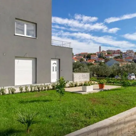 Casa Ilena Trogir-seget Apartment *